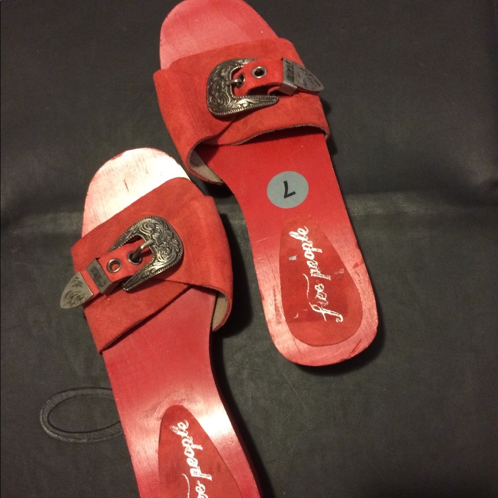 Free People wooden shoes size 7 red